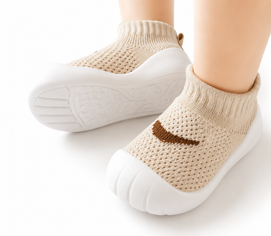 Flexible Baby-Lauflernschuhe mit weicher Gummisohle